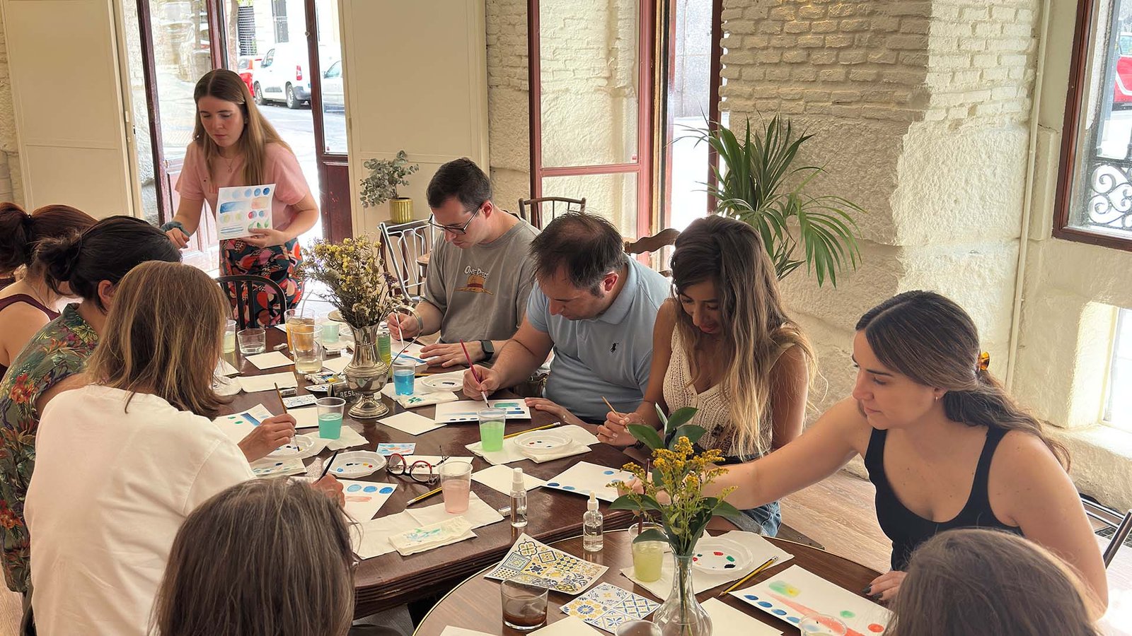 Taller de acuarela en Mosaik Cafe Madrid
